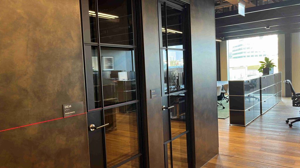 Partners Group Farringdon office - Bees & Honey